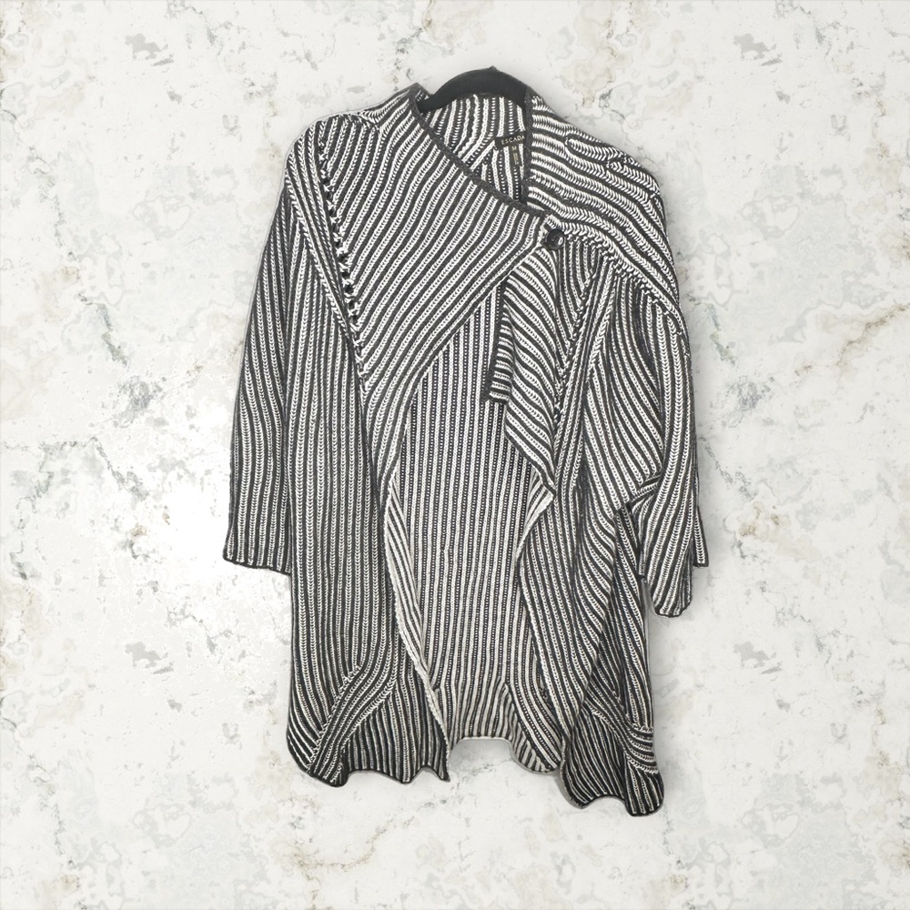 Escada Virgin Wool Silk Cashmere Sweater
